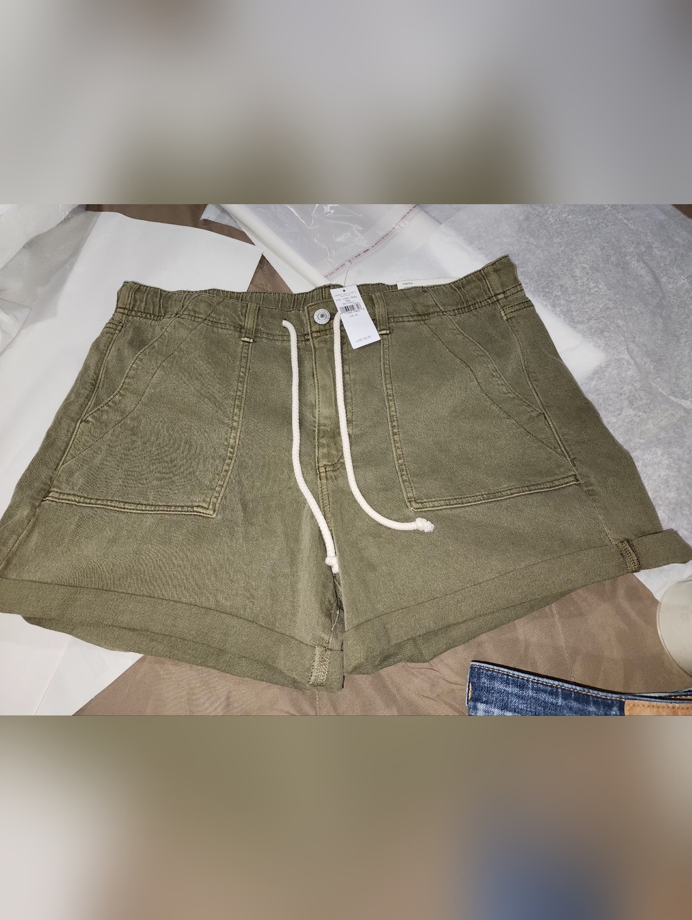 NWT American Eagle Outfitters's AE Low-Rise Denim Tomgirl Short Size 16 - Picture 3 of 14